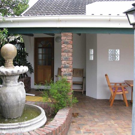 Sounds Of The Sea Bed & Breakfast East London Exterior photo
